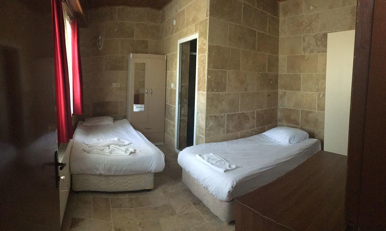 Arnovalley Hotel อูร์กุบ ภายนอก รูปภาพ