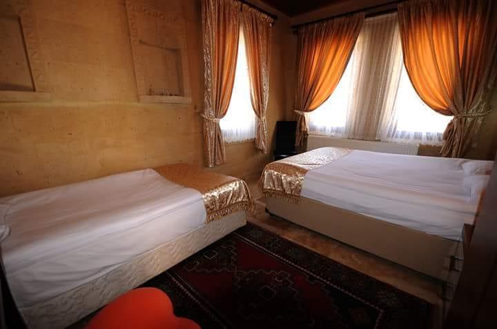 Arnovalley Hotel อูร์กุบ ภายนอก รูปภาพ